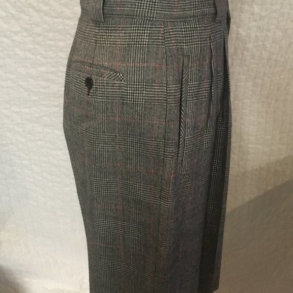 Plaid Wool Shorts by Giorgio Sant' Angelo - Picture 4 of 8